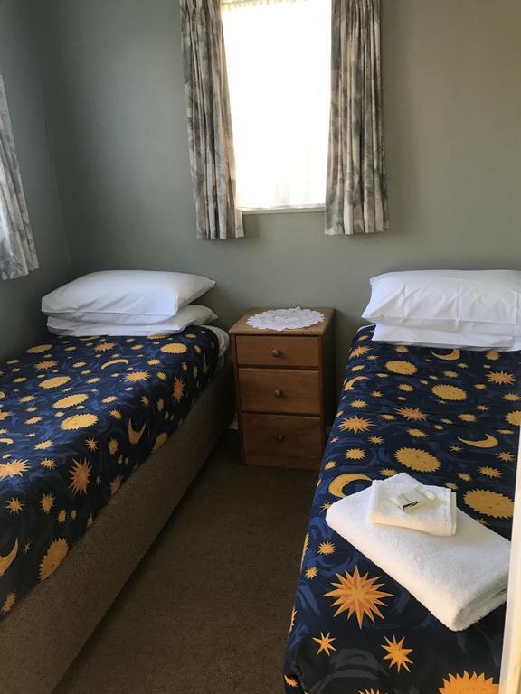 Windsor Lodge & Caravan Park Waitahanui Bagian luar foto