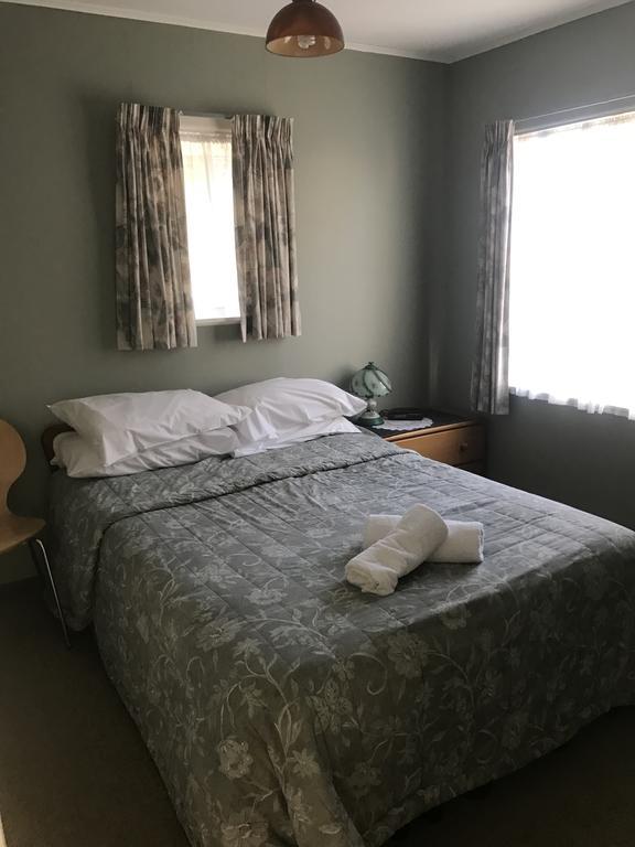 Windsor Lodge & Caravan Park Waitahanui Bagian luar foto