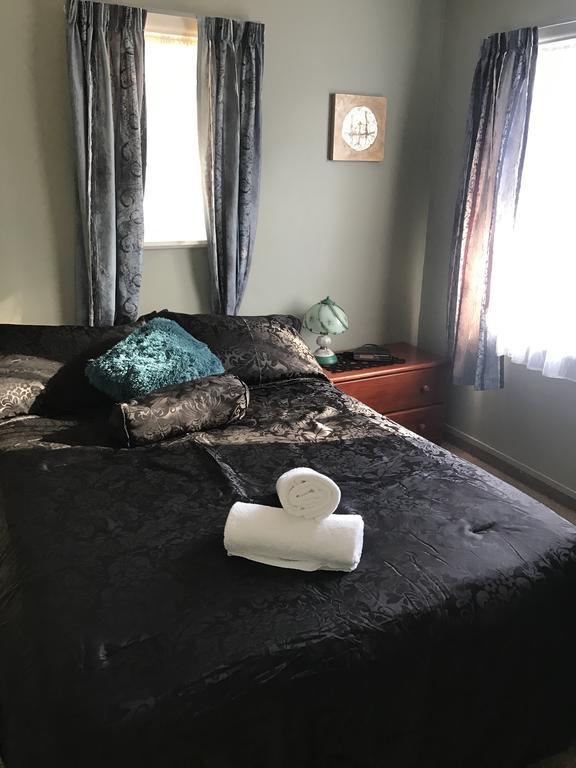 Windsor Lodge & Caravan Park Waitahanui Bagian luar foto