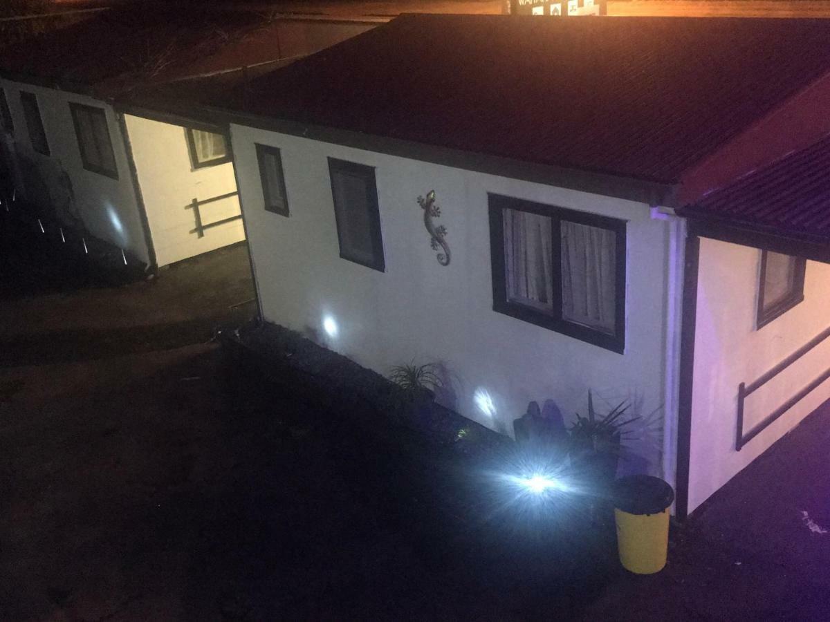 Windsor Lodge & Caravan Park Waitahanui Bagian luar foto